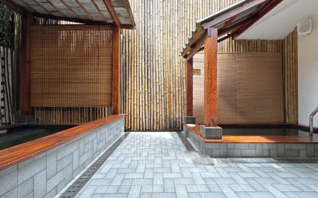 Nozawa Hostel and Onsen