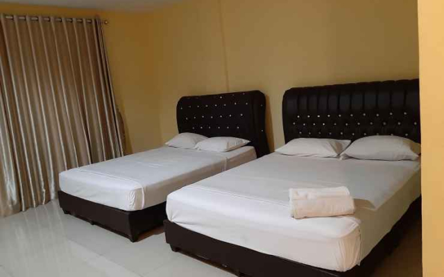 Grand Cendana Inn