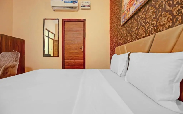 Townhouse 1003 Hotel Sky 9