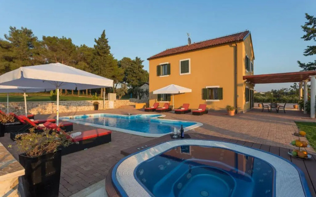 Villa Primorje