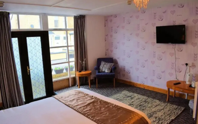 The Clarendon Hotel