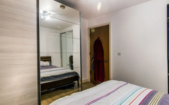 Cosy & Bright Flat for 5 in Greenwich