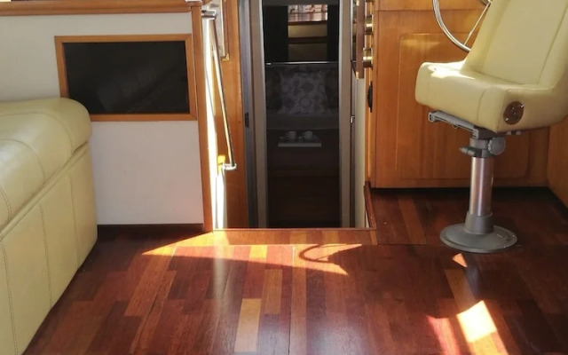 Yacht Suite Porto Cesareo