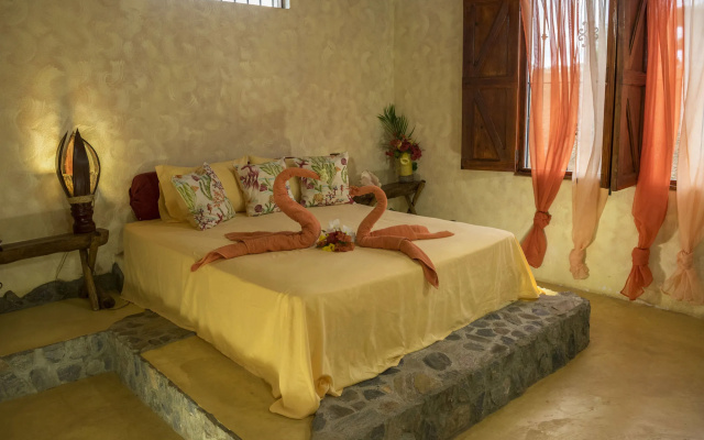 CHALET TROPICAL Hotel & Pool Bar Restaurant