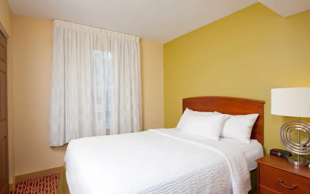 MainStay Suites Bloomington near University