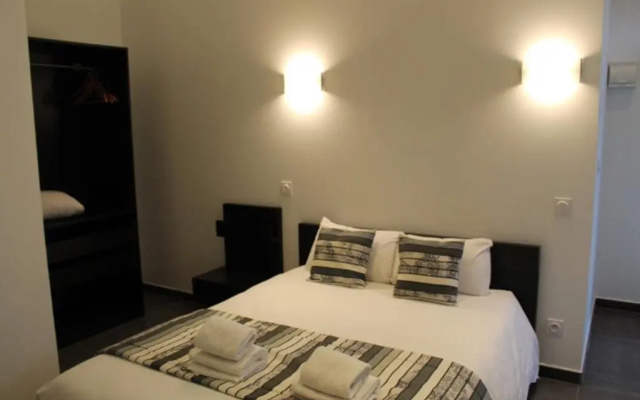 Brit Hotel LAdresse