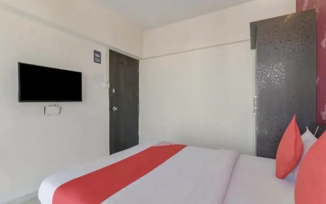 Executive Skyline Service Apartments By OYO Rooms