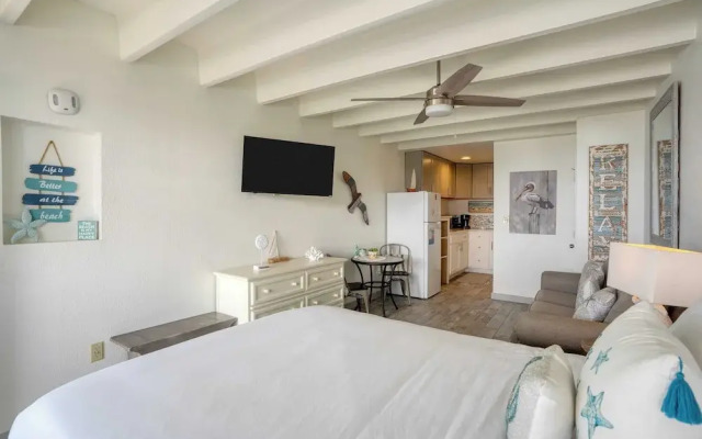 Fontainebleau 706 by Avantstay Beachfront+views