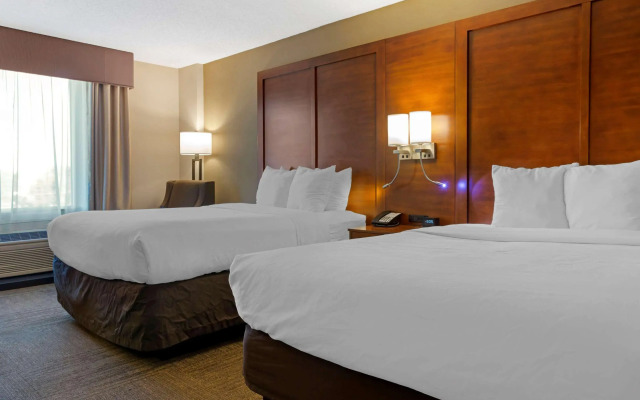 Comfort Inn & Suites Presidential - Downtown Little Rock
