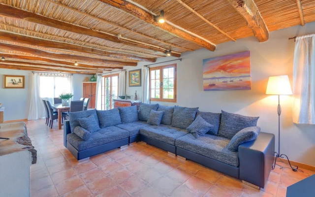 Villa SA Sort Llarga