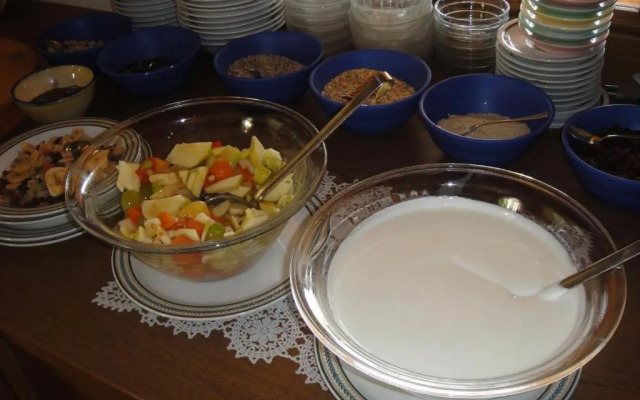 Garni Toni