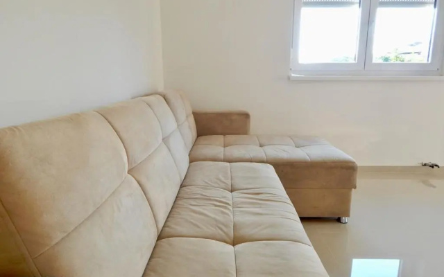 Apartments Mira