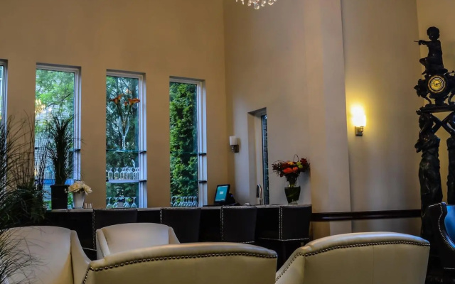 Elm Hurst Inn & Spa
