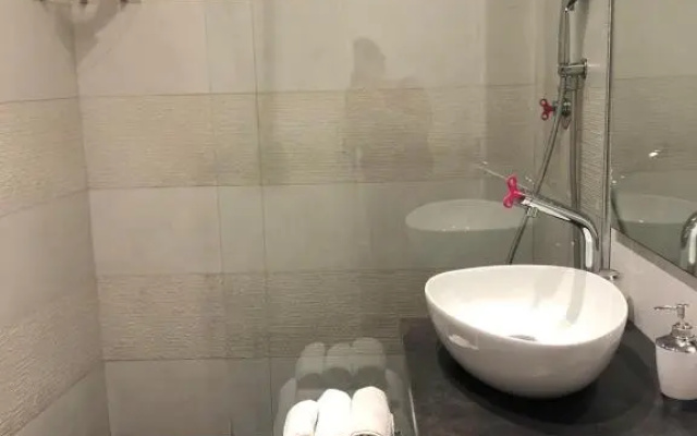 Medina Suite 24