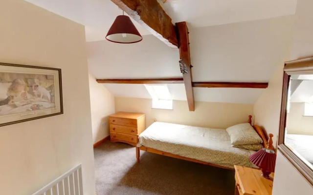 Alluring Holiday Home in Llandovery With Garden