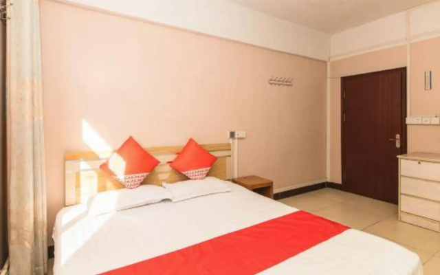 OYO Jiaozhou Huabinlou Hotel