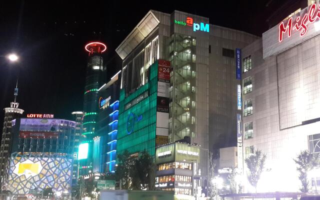 Star Hostel Myeongdong Ing вид на фасад