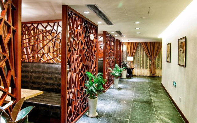 Regalia Hotel