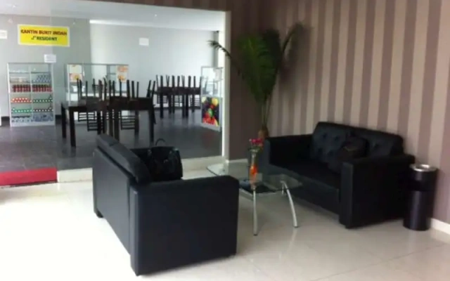 J Residence Hostel Ciumbuleuit