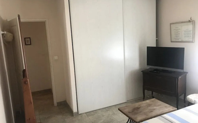 Chambre 2 Beziers Villeneuve