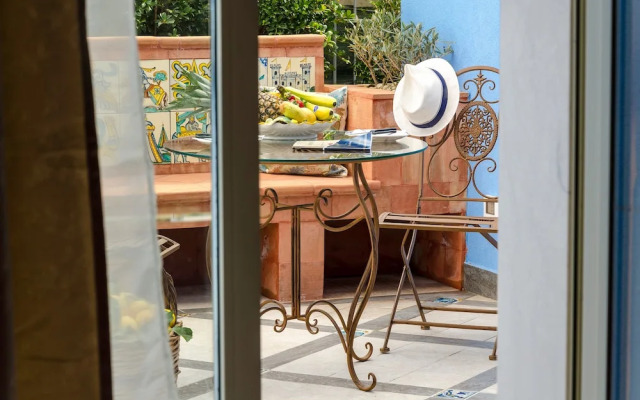 Mediterranean Charm
