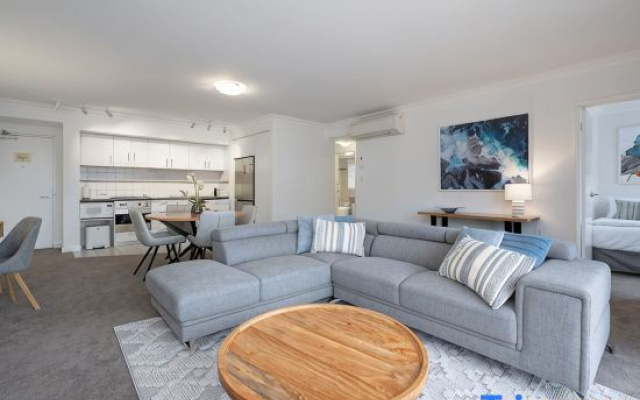 Mounts Bay Stay 2 Bedroom Apt - Kings Park - Free Parking