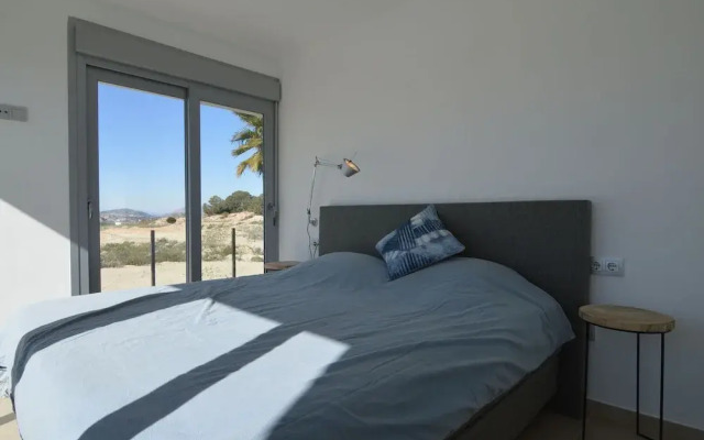 Sunny Villa With Fenced Garden