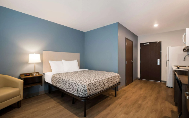 WoodSpring Suites Moreno Valley