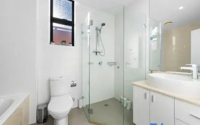 Prime 3BR Apt(Parking)/ICC/DarlingHarbour-10 mins