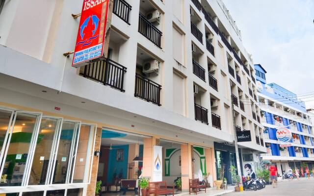 Saraya Boutique Hotel Patong вид на фасад