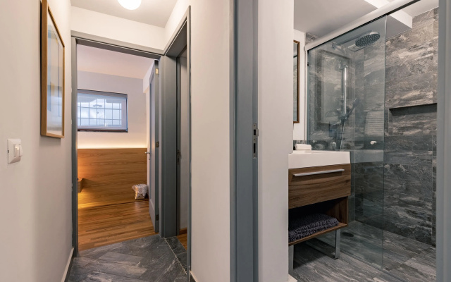 Casai Gorgeous 2 BR Apt With Rooftop