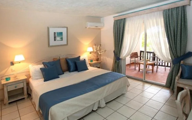 Northshore Seaside Suites