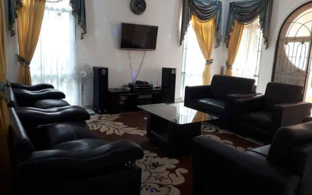 Zevannya Villa Victorian Kota Bunga