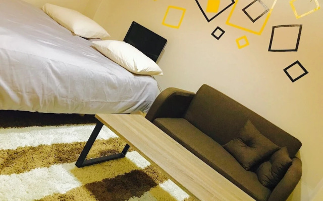 Local Nishijin Apartment