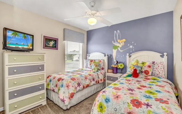 2615 Emerald Island