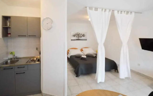 Apartments Pjescana Uvala/istrien 11044