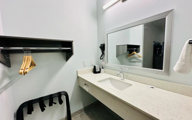 Crosby Travel Lodge & RV Park