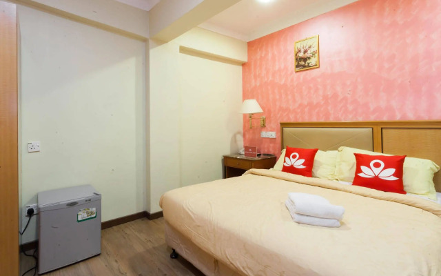 Grand Orchard Hotel
