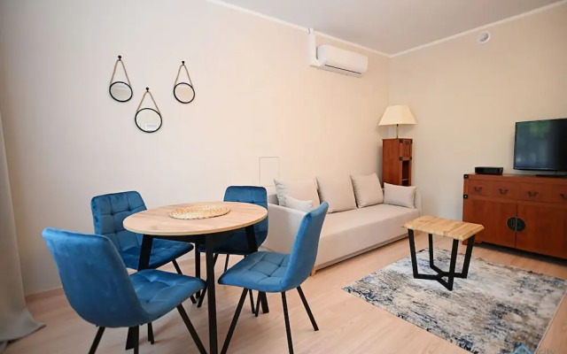 Orange by 3City Rentals