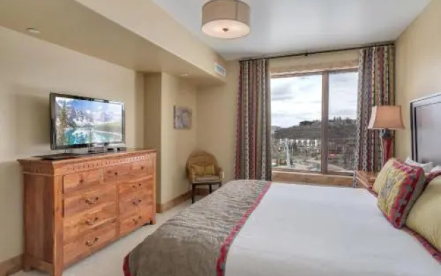 Edgemont 2601 - Luxury Ski-in Ski-out Condo