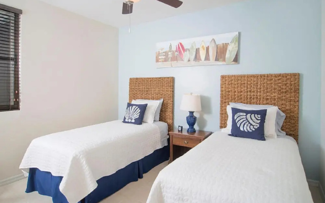 Air-conditioned 2 Bedroom Condo Pacifico L-106