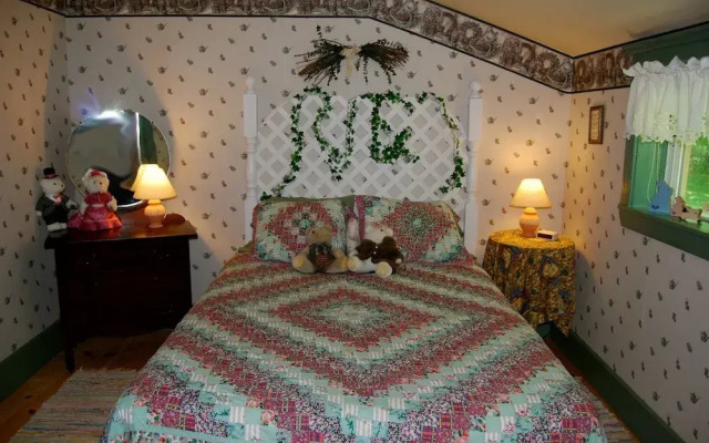 Bugaboo Cottages