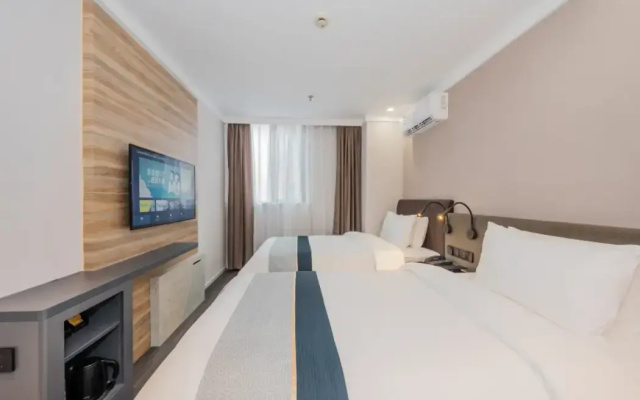 Home Inn Selected (Shanghai New International Expo Center, Guanglan Road Metro Station)
