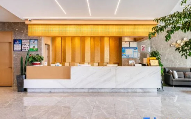 Urba Hotel  (Tongxiang City Branch)
