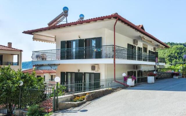 Отель Xenios Hotel Греция, Пефкохори - отзывы, цены и фото номеров - забронировать отель Xenios Hotel онлайн вид на фасад
