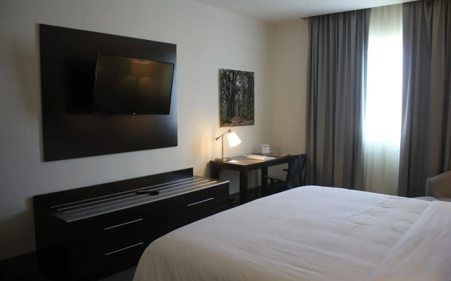 Holiday Inn Express & Suites Silao Aeropuerto - Terminal