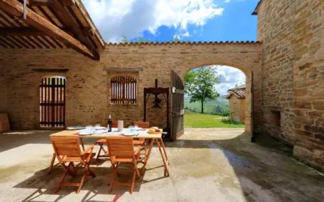 Borgo Dei Pini