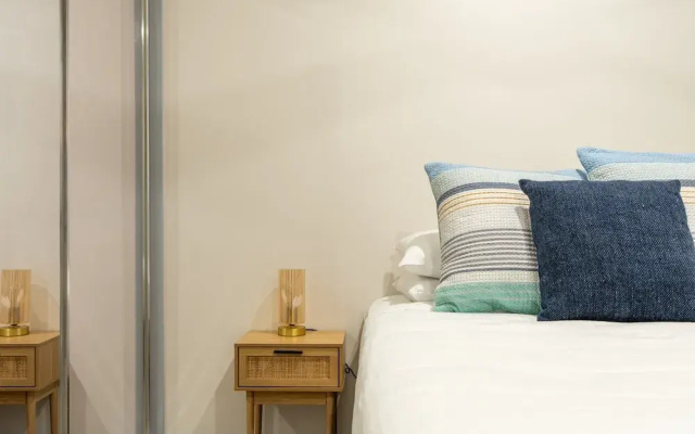 Best Location 2-bed With Gym, Pool 7-min From CBD