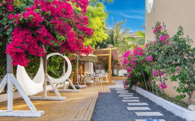 Sanya West Sea Courtyard (West Island Branch)