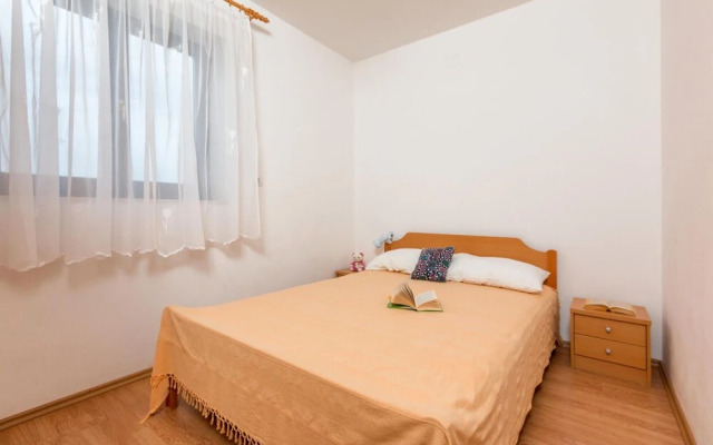 Stunning Home in Peroj With Wifi and 3 Bedrooms